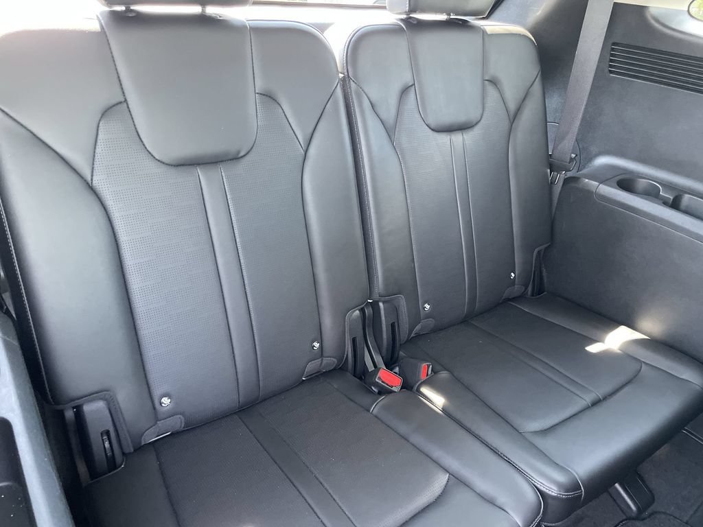Used 2024 Kia Sorento S AWD/4WD image 26