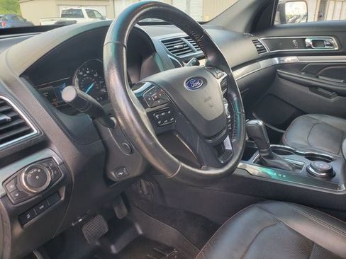 Used 2016 Ford Explorer Sport w/ Equipment Group 401A AWD/4WD image 11