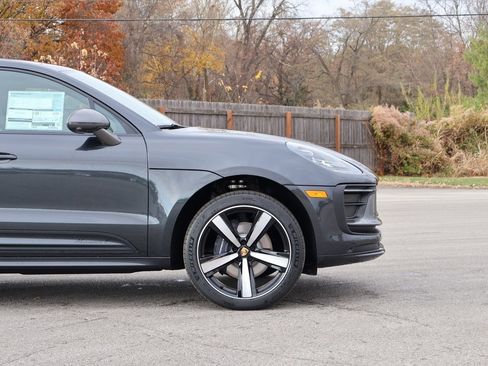 New 2026 Porsche Macan image 10