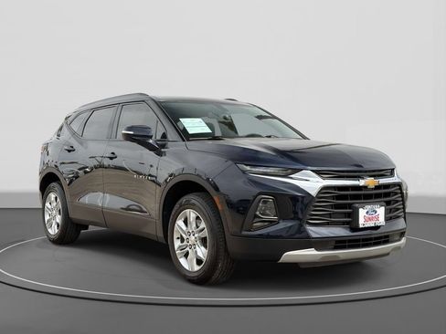 Used 2021 Chevrolet Blazer LT FWD image 4