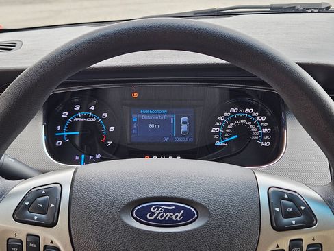 Used 2019 Ford Taurus SE FWD image 15