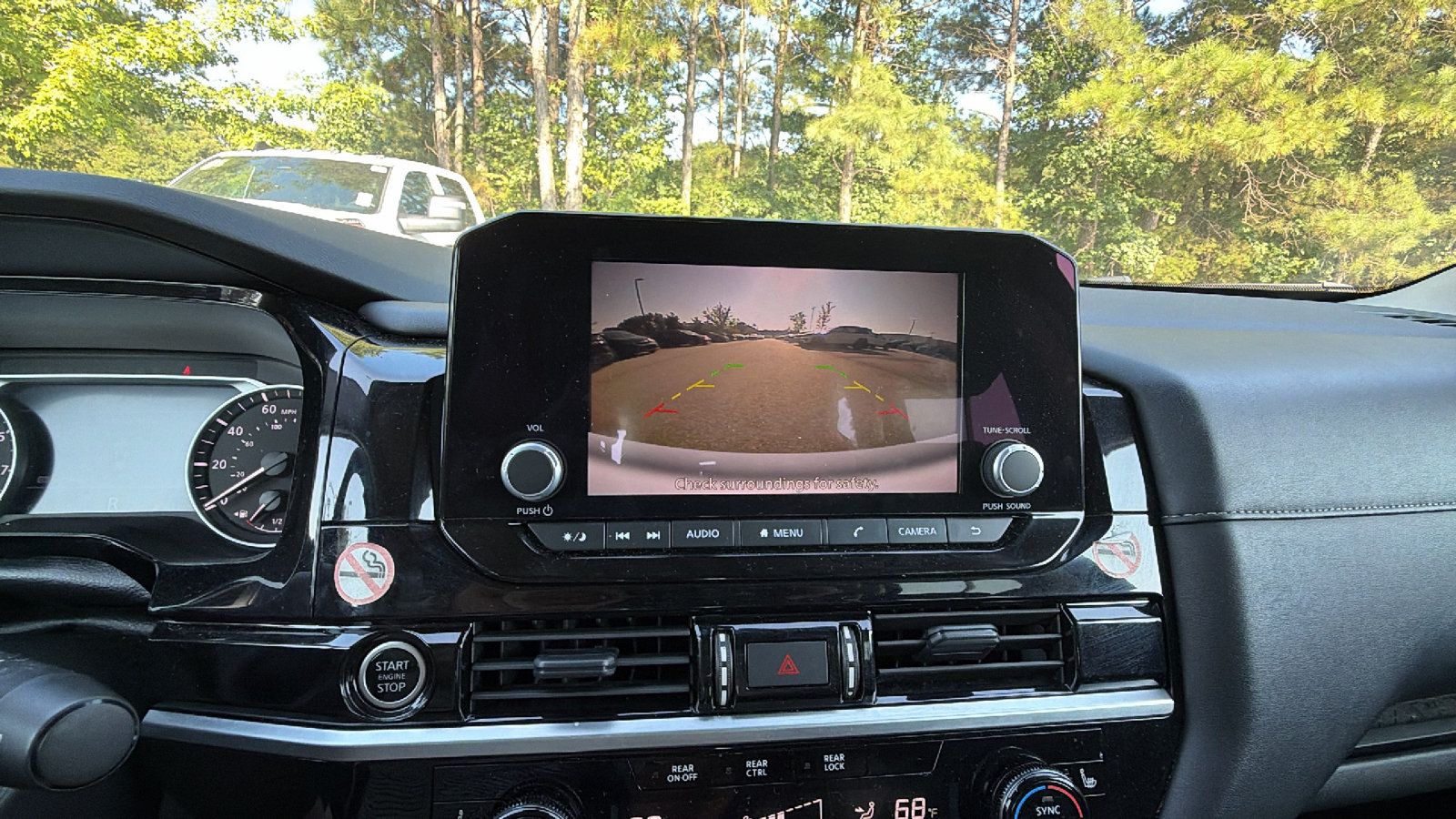 Used 2024 Nissan Pathfinder SV AWD/4WD image 35