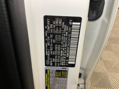 Used 2017 Hyundai Santa Fe Limited image 28