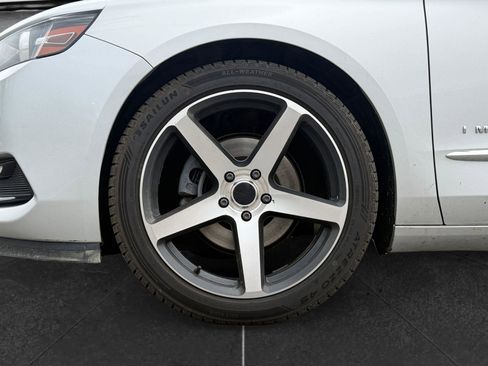 Used 2019 Chevrolet Impala Premier FWD image 9