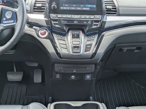 Certified 2024 Honda Odyssey Elite image 28