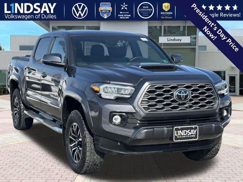 Used 2022 Toyota Tacoma TRD Sport w/ Technology Package image 1
