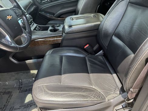 Used 2015 Chevrolet Suburban LT AWD/4WD image 12