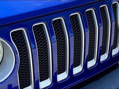 Used 2020 Jeep Wrangler Unlimited Sahara AWD/4WD image 30