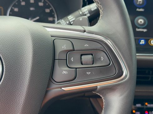 Used 2023 Buick Envision Preferred FWD image 19