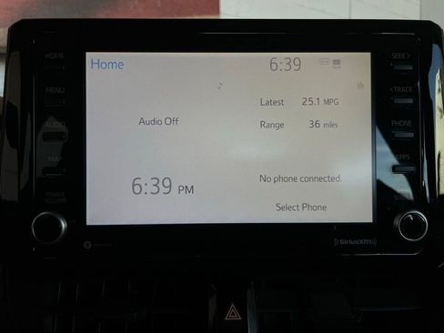 Used 2022 Toyota Corolla LE image 33