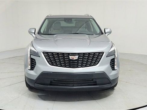 Certified 2023 Cadillac XT4 Luxury w/ Cold Weather Package image 8