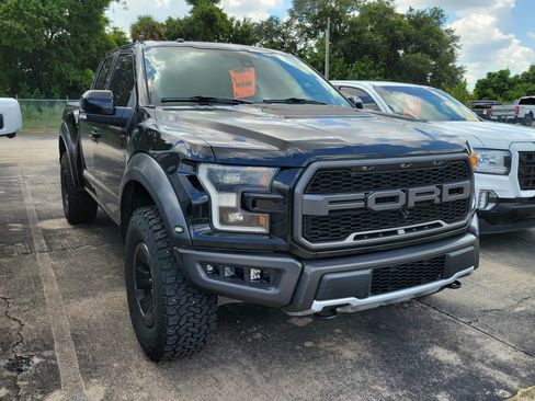 Used 2017 Ford F150 Raptor w/ Equipment Group 802A Luxury AWD/4WD image 6