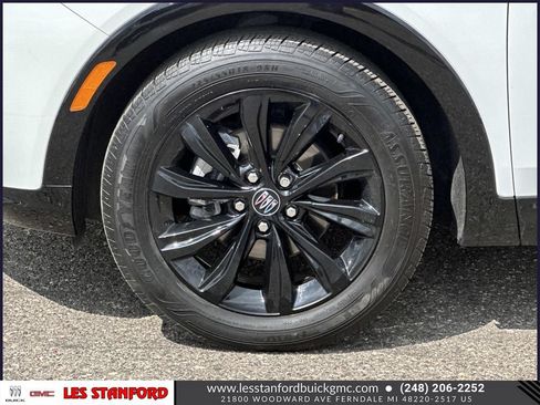 Used 2024 Buick Envista Sport Touring w/ Convenience I Package FWD image 10