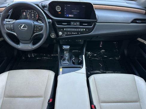 Certified 2025 Lexus ES 350 w/ Premium Package FWD image 16