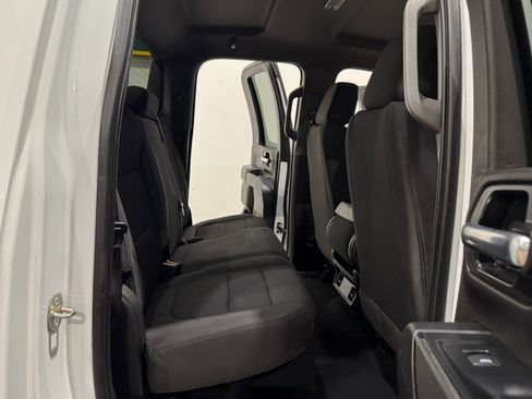 Used 2023 Chevrolet Silverado 2500 Custom w/ Custom Convenience Package image 14