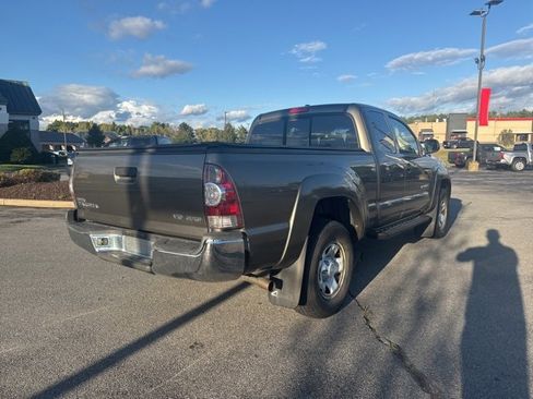 Used 2009 Toyota Tacoma 4x4 Access Cab V6 image 4