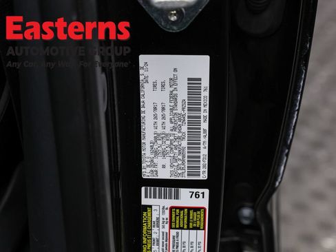 Used 2024 Toyota Tacoma TRD Off-Road AWD/4WD image 34