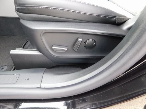 New 2026 Ford Escape Platinum image 13