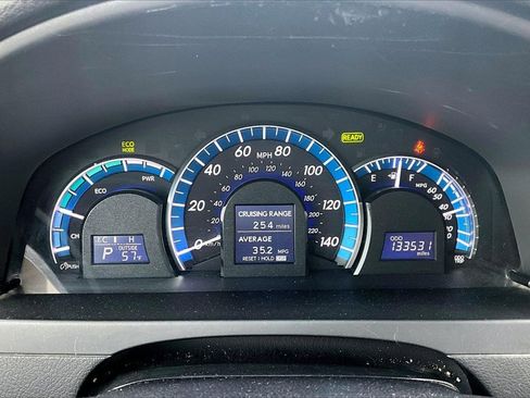 Used 2013 Toyota Camry XLE image 11