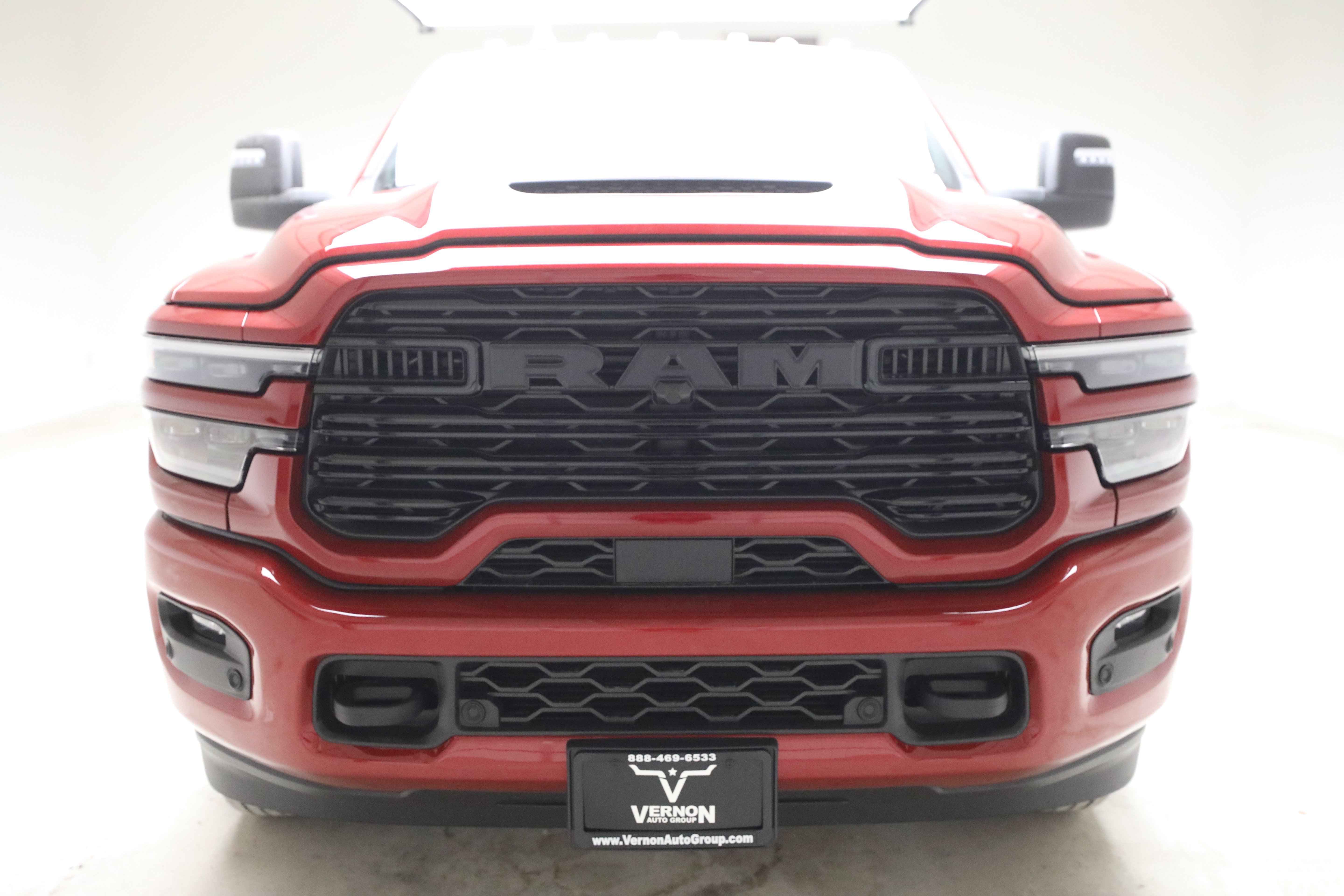 New 2026 RAM 3500 Laramie AWD/4WD image 8