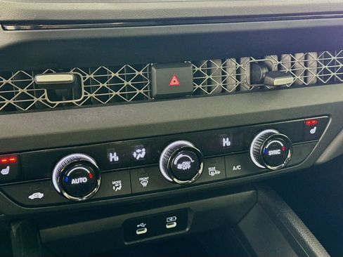 Used 2023 Honda Accord EX image 18