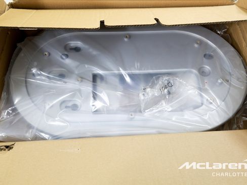 Used 2023 Bentley Bentayga Plug-In Hybrid image 30