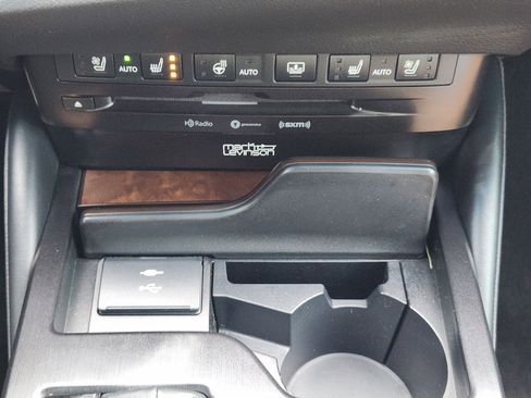 Used 2022 Lexus ES 300h Ultra Luxury image 50