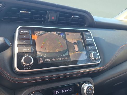 Used 2019 Nissan Kicks SR image 29