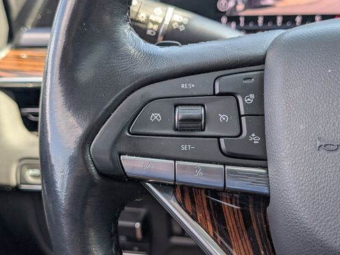 Used 2021 Cadillac Escalade ESV Premium Luxury w/ Performance Package image 26