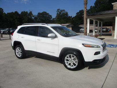 Used 2014 Jeep Cherokee Latitude w/ Comfort/Convenience Group