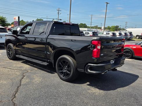 Used 2024 Chevrolet Silverado 1500 RST AWD/4WD image 9