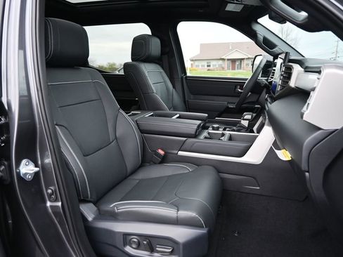 New 2026 Toyota Tundra Limited AWD/4WD image 12