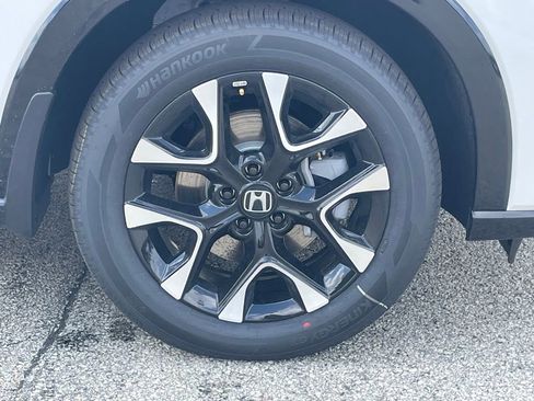 New 2026 Honda HR-V EX-L image 9