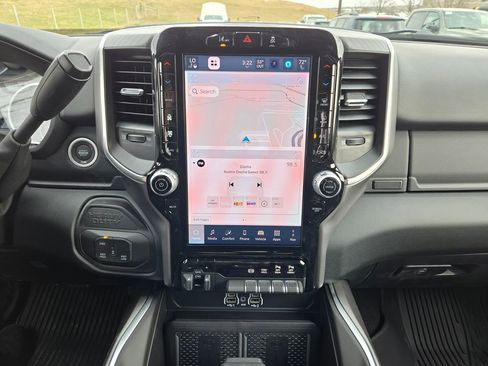 New 2026 RAM 2500 Big Horn AWD/4WD image 20