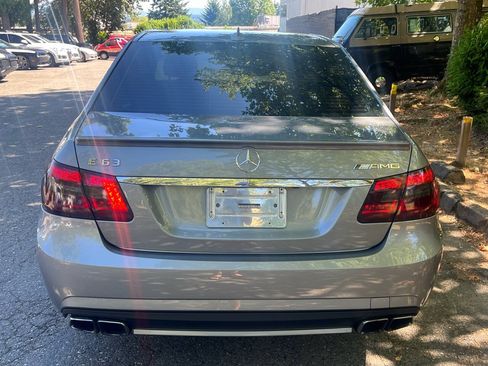 Used 2012 Mercedes-Benz E 63 AMG Sedan image 4