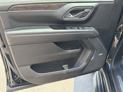 Used 2021 Chevrolet Tahoe LT RWD image 12