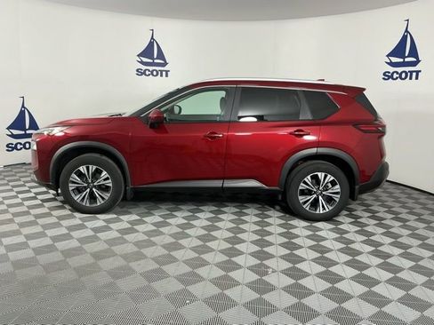 Used 2023 Nissan Rogue SV w/ SV Premium B Package image 4
