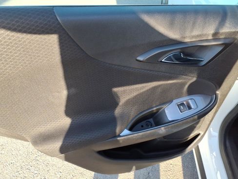 Used 2024 Chevrolet Malibu LT image 12