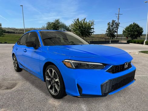 New 2026 Honda Civic Sport Touring image 9