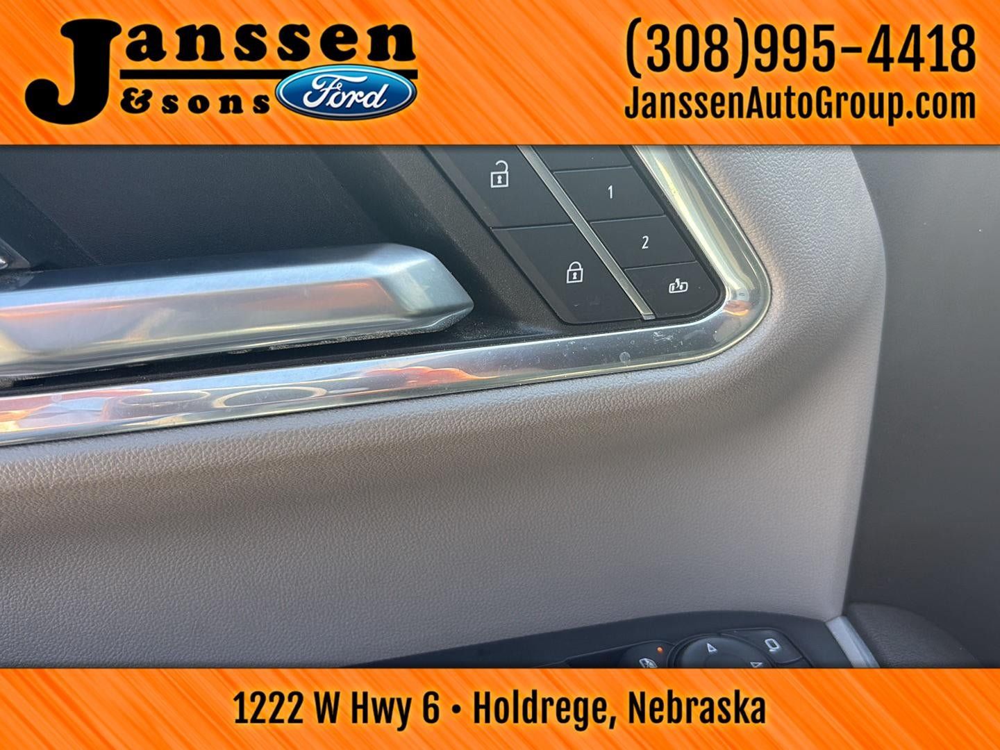 Used 2023 Chevrolet Silverado 1500 LTZ AWD/4WD image 15