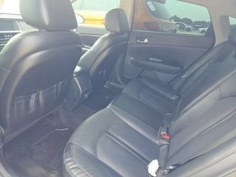 Used 2020 Kia Optima SE FWD image 9