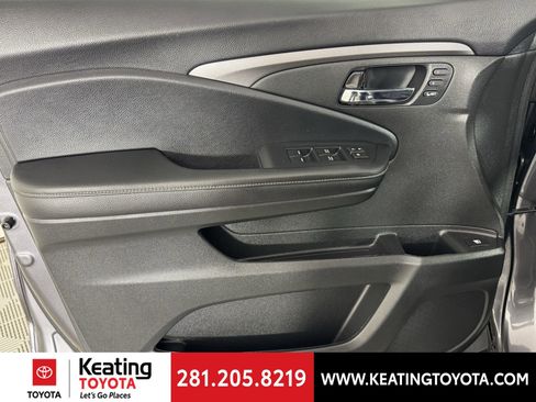 Used 2025 Honda Ridgeline RTL image 10