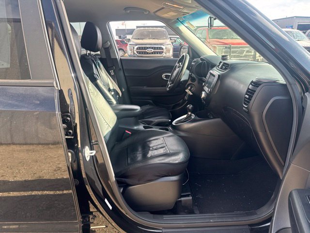Used 2019 Kia Soul w/ Convenience Package FWD image 18