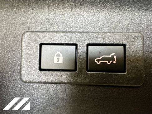 Used 2026 Subaru Forester Premium AWD/4WD image 27