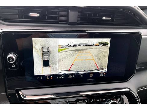 Used 2025 GMC Sierra 1500 AT4X AWD/4WD image 26