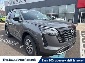 New 2026 Nissan Pathfinder SL video 2