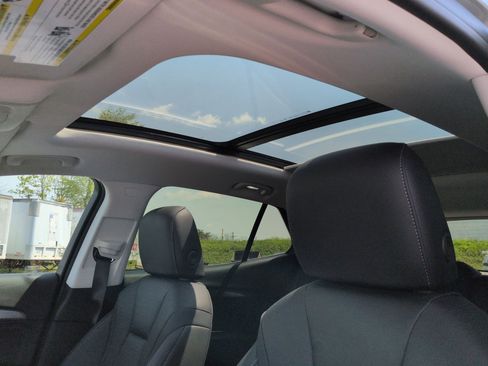 Used 2025 Buick Envision Preferred AWD/4WD image 19