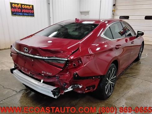 Used 2025 Lexus ES 350 w/ Premium Package image 3