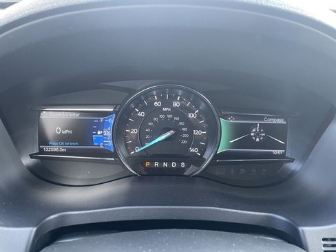 Used 2016 Ford Explorer XLT w/ Equipment Group 202A image 19