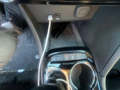 Used 2025 Buick Encore GX Sport Touring w/ Comfort Package FWD image 13